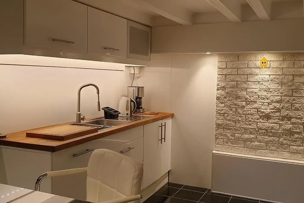 ברגן Lovely Big Rental Unit With A Fantastic View דירה